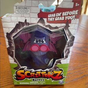Scritterz Battyz Interactive Jungle Critter